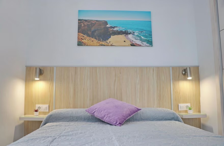 Casa El Rellano: dormitorio con cama doble