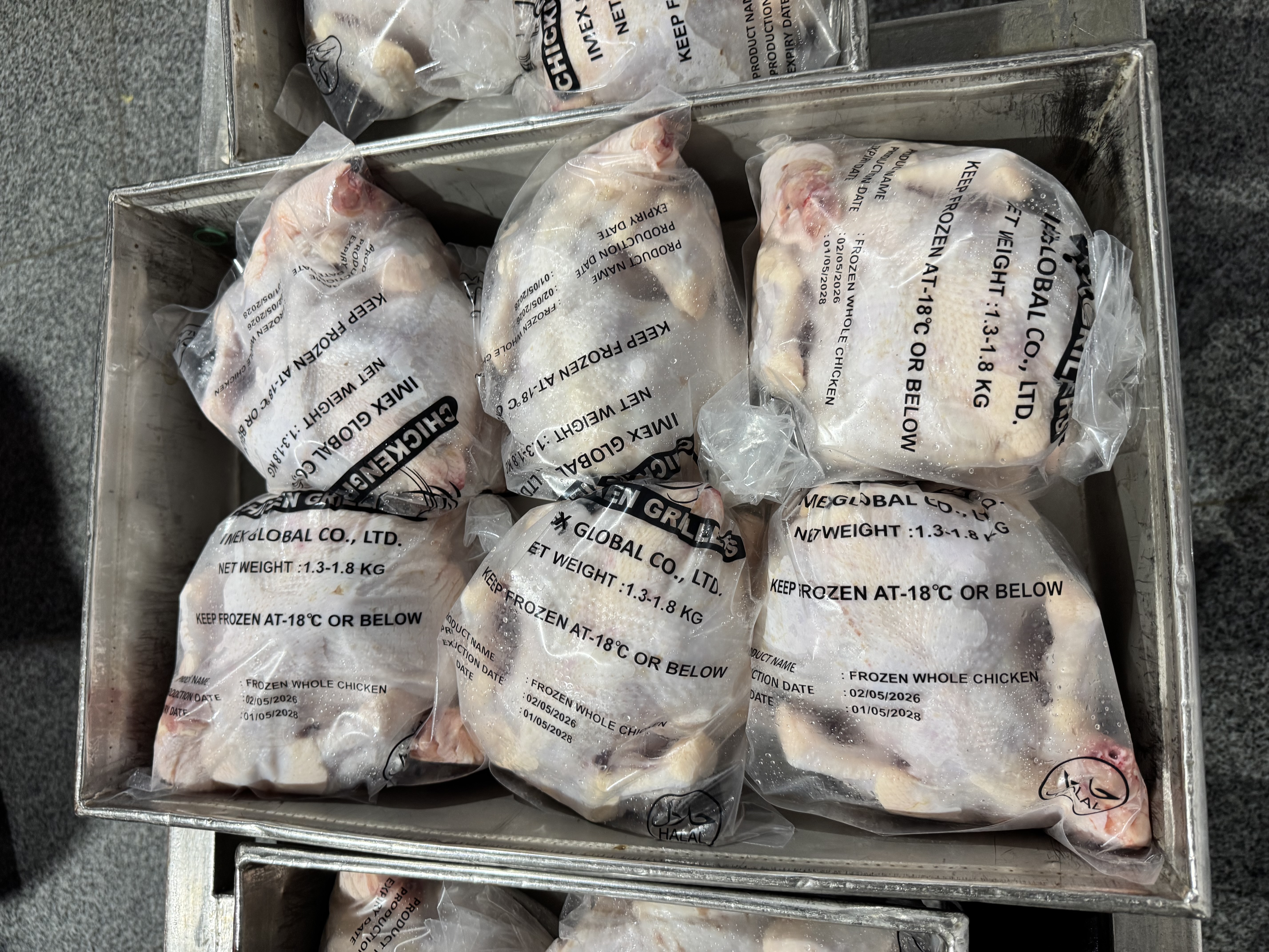 Whole chicken, view 3
