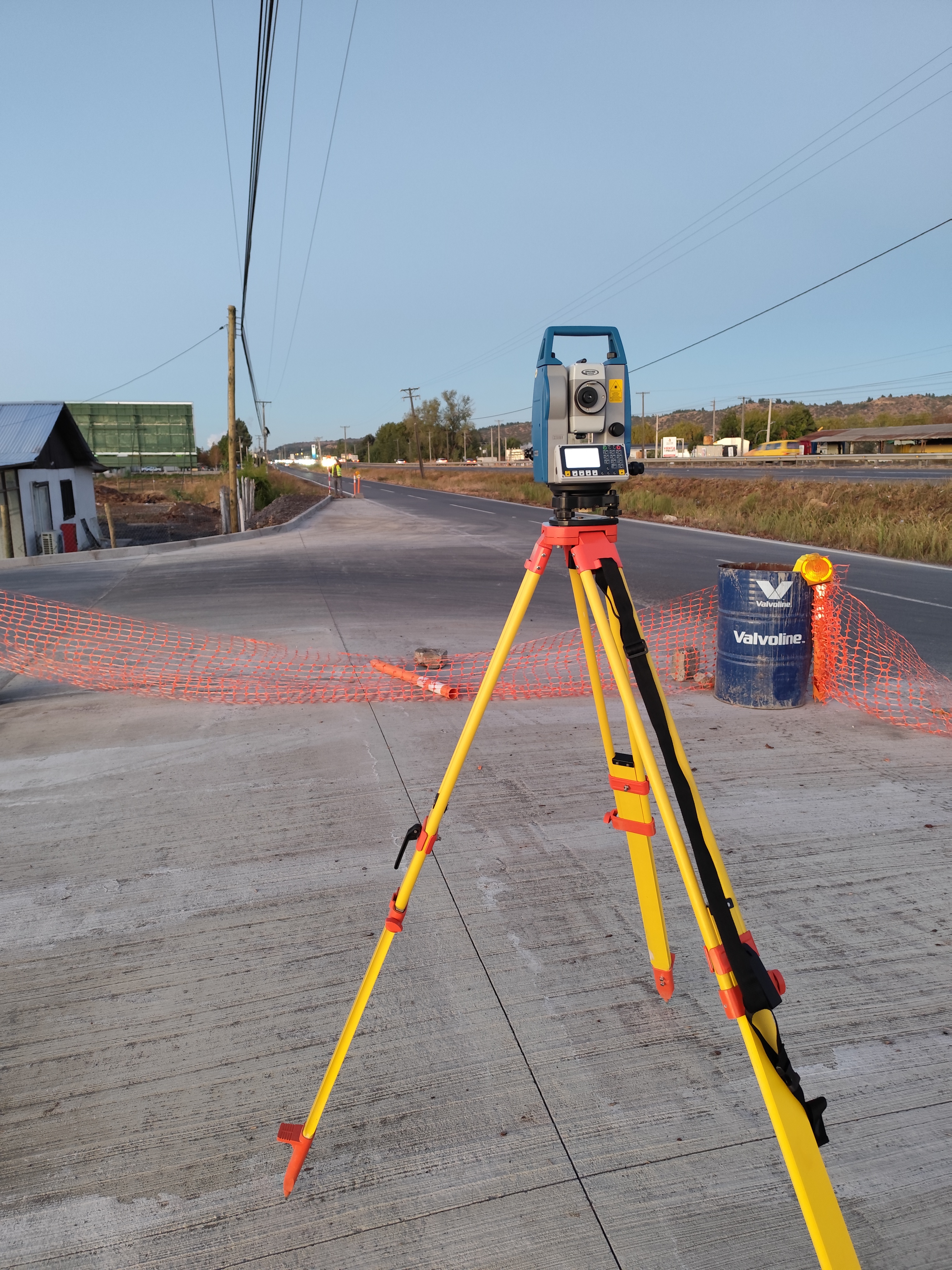 Levantamiento topográfico planos as-built acceso vial Talca Maule industrial